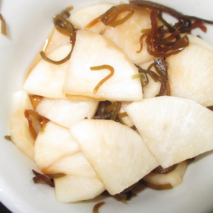 大根と塩昆布の即席漬け